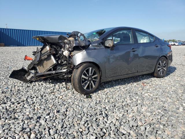 NISSAN VERSA SV