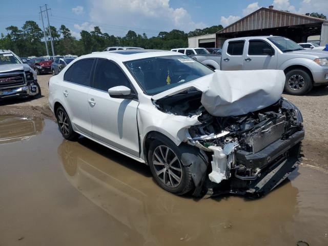 2018 VOLKSWAGEN JETTA SE 3VWDB7AJ5JM258005