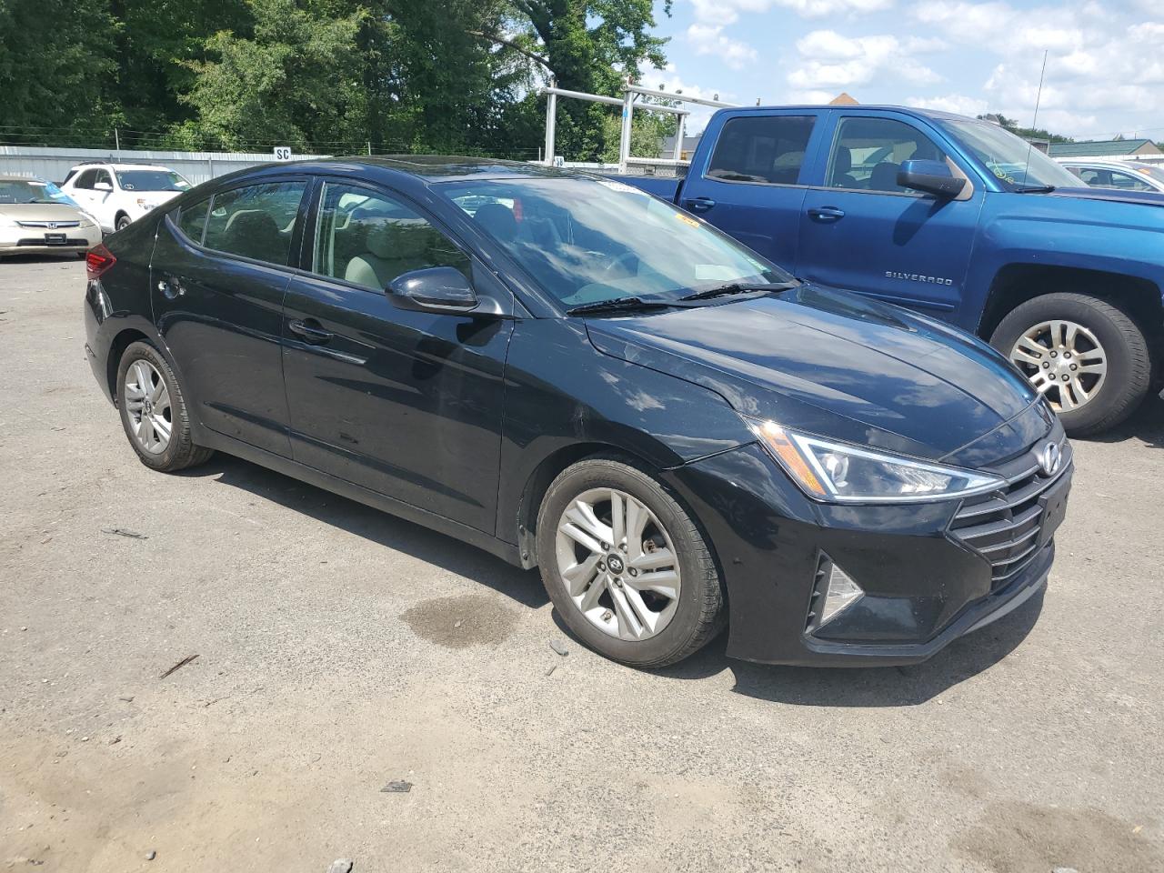 HYUNDAI ELANTRA SEL