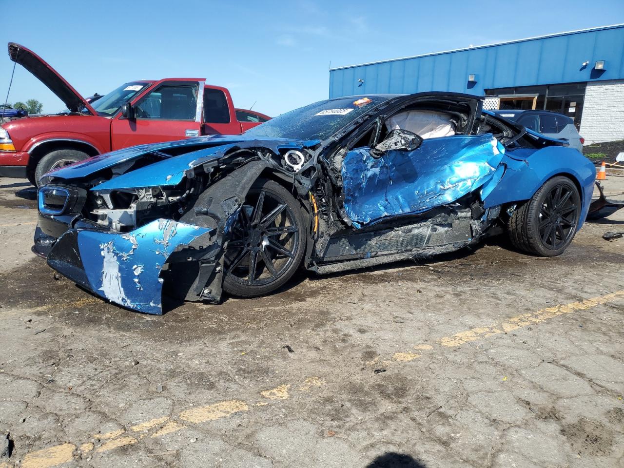 BMW I8