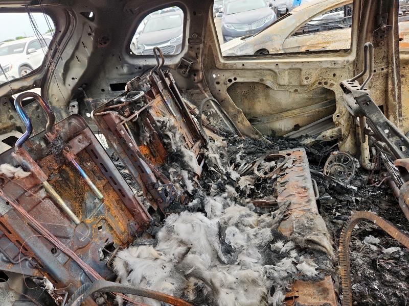 2016 JEEP CHEROKEE L 1C4PJLCB3GW259180