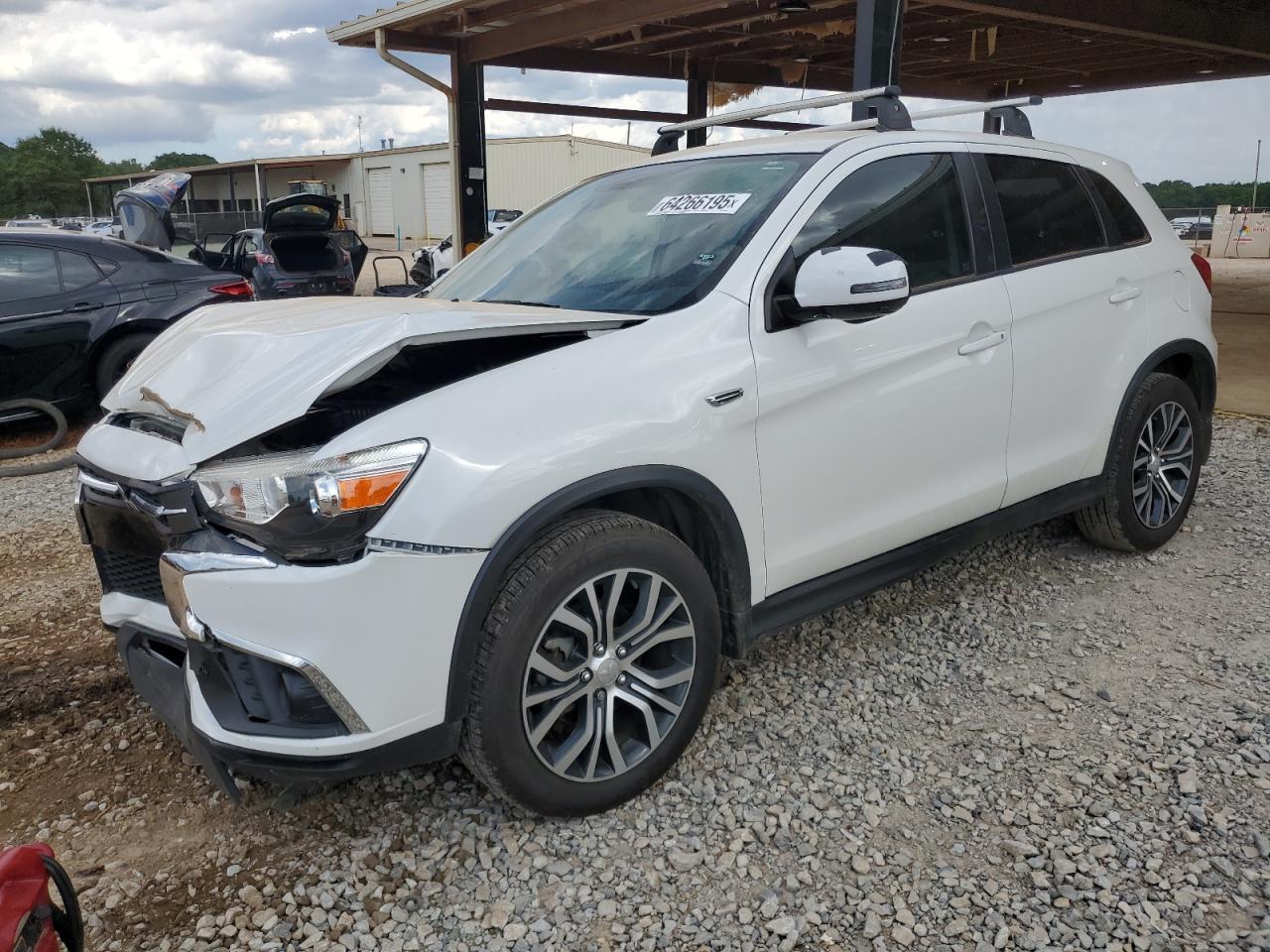 MITSUBISHI OUTLANDER ES