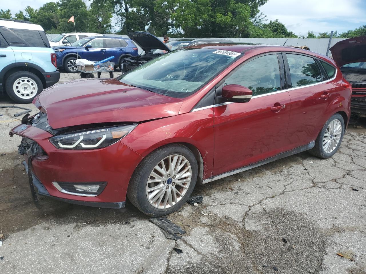 FORD FOCUS TITANIUM