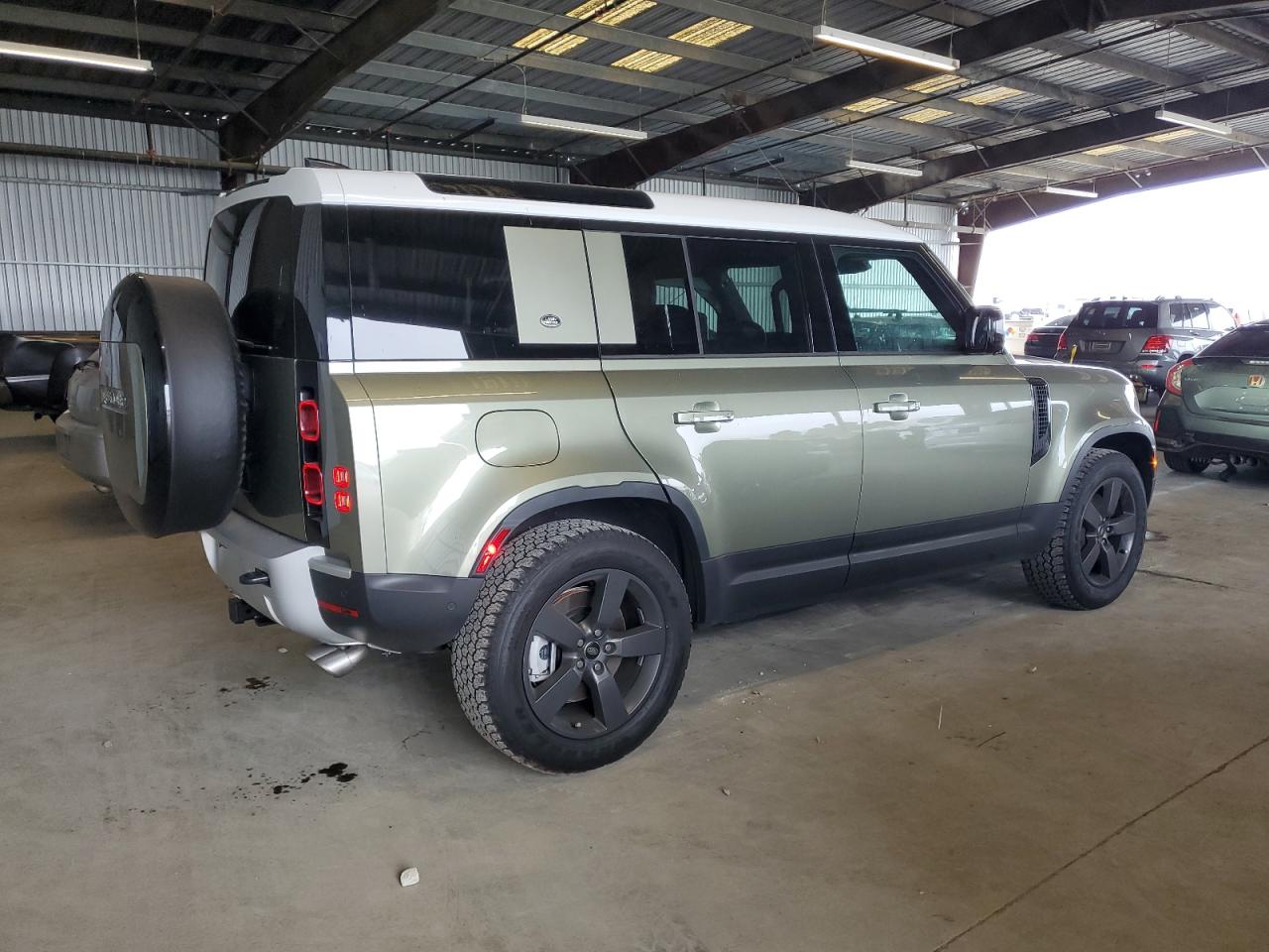 LAND ROVER DEFENDER 110 SE