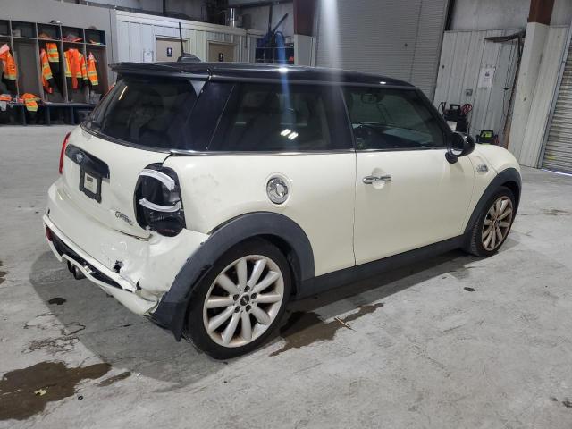 2015 MINI COOPER S WMWXP7C52F2A58702