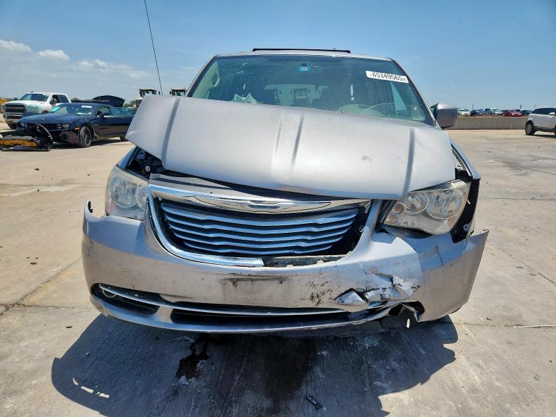 2016 CHRYSLER TOWN & COU 2C4RC1BG5GR280867