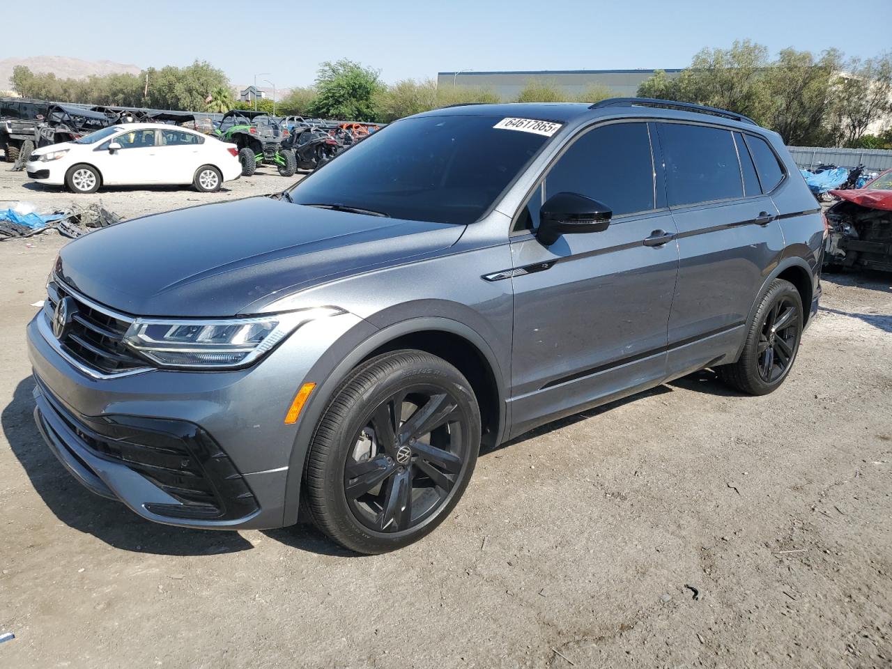 VOLKSWAGEN TIGUAN SE R-LINE BLACK