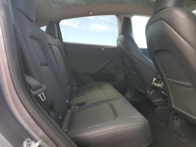2024 TESLA MODEL Y 7SAYGDEF1RA312703
