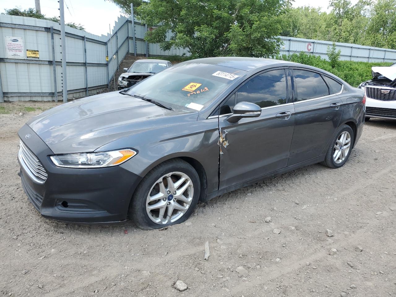 FORD FUSION SE
