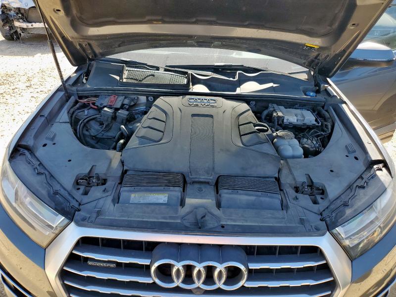 2017 AUDI Q7 PREMIUM WA1LAAF75HD038116