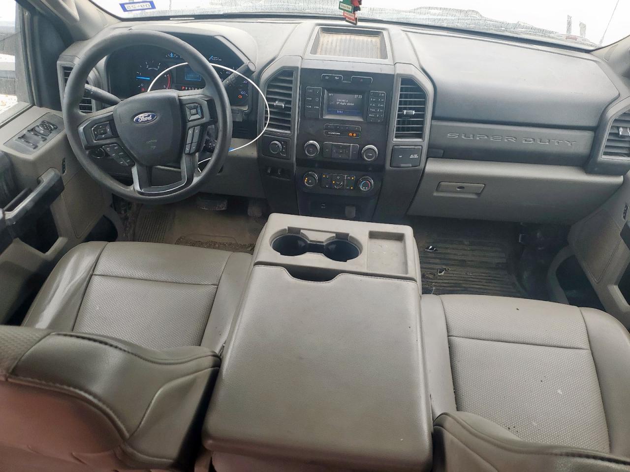 FORD F-550 SUPER DUTY