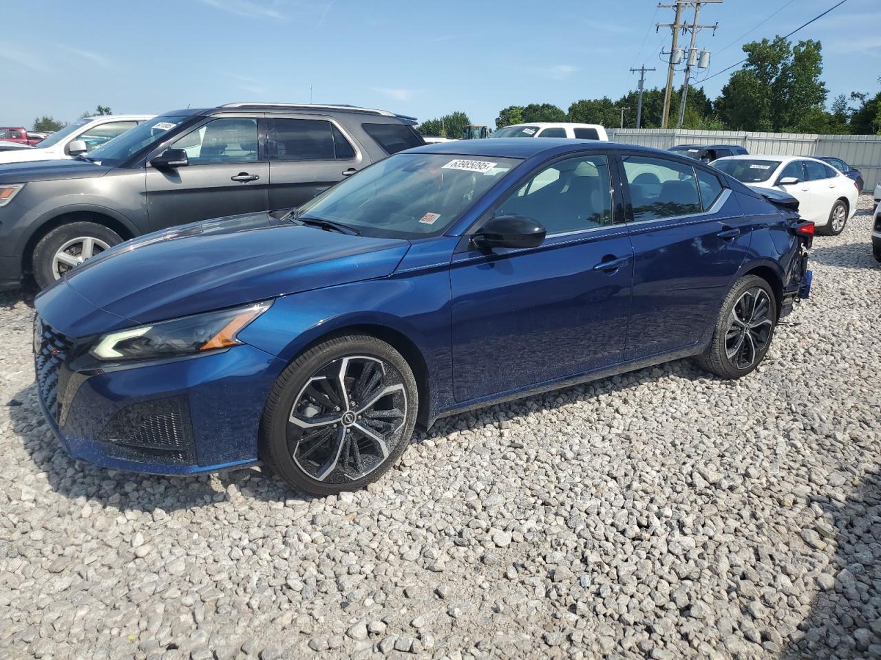 NISSAN ALTIMA SR