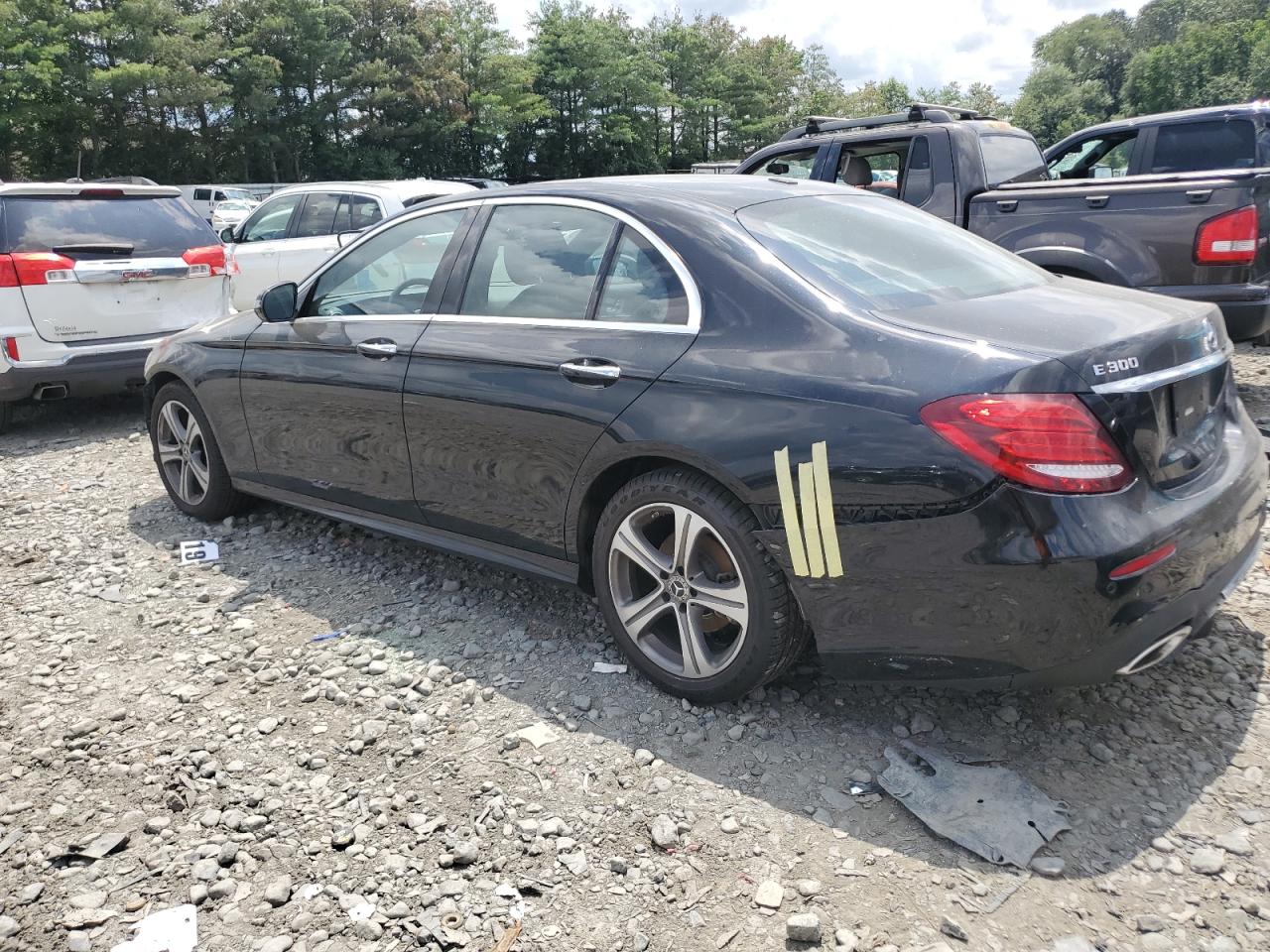 MERCEDES-BENZ E-CLASS 300 4MATIC