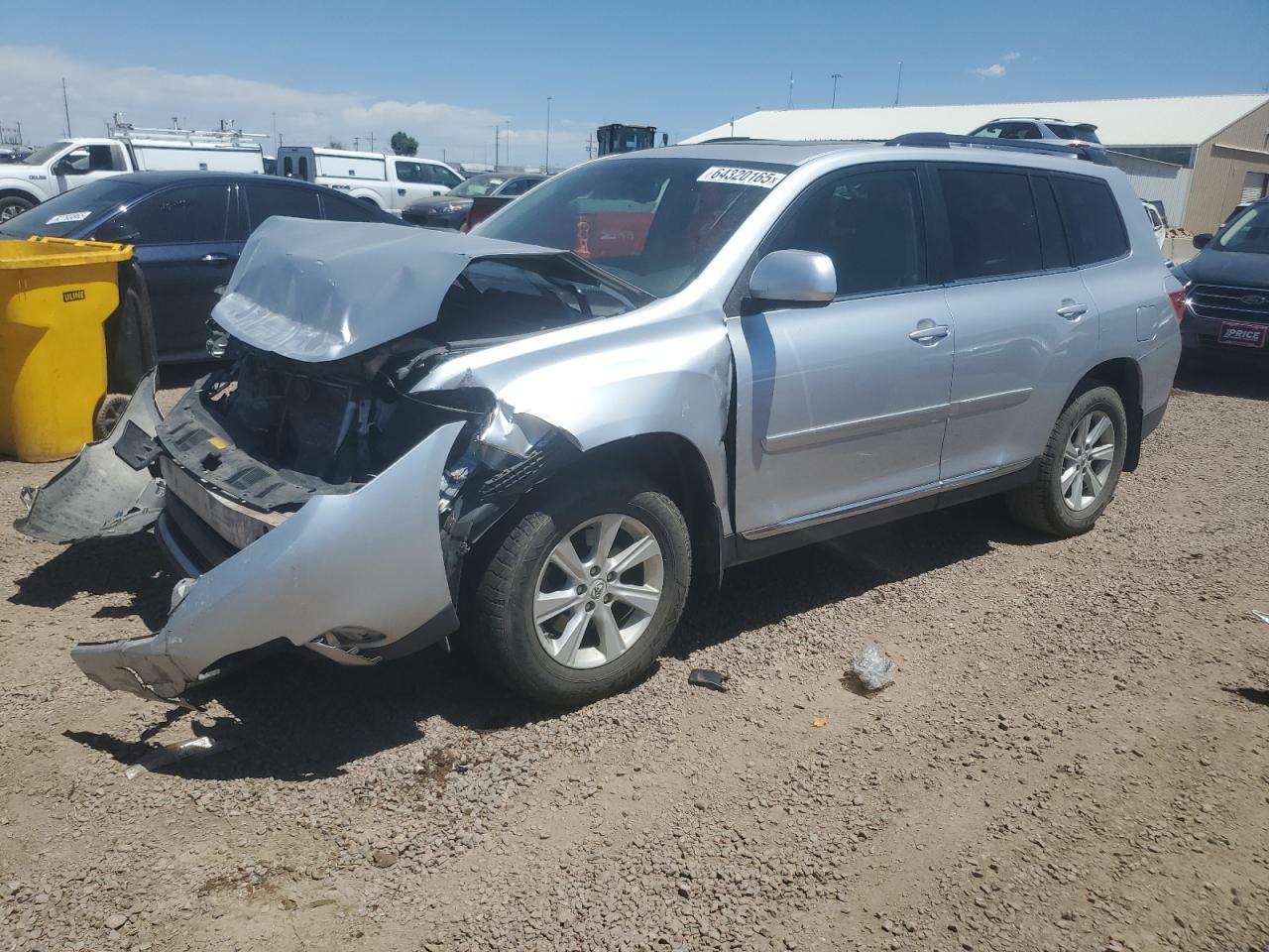 TOYOTA HIGHLANDER BASE