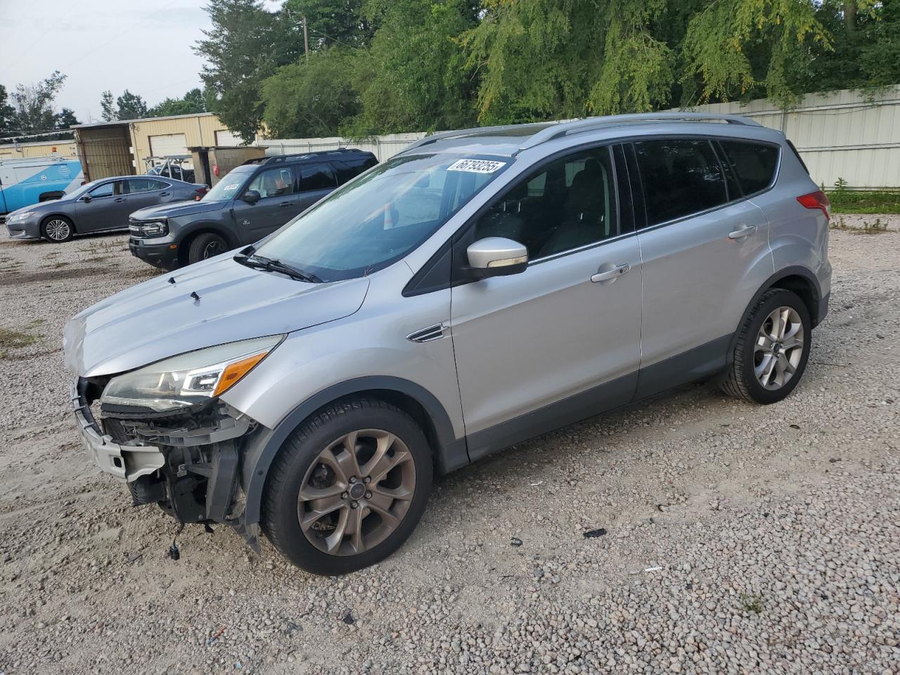 FORD ESCAPE TITANIUM
