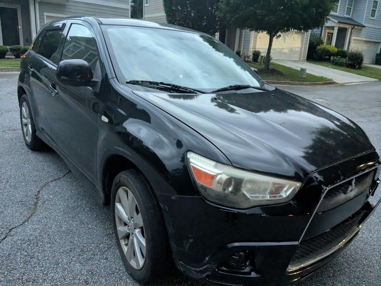 MITSUBISHI OUTLANDER ES