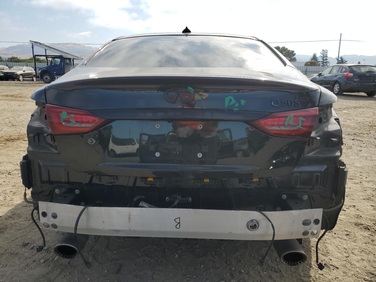 INFINITI Q50 RED SPORT 400