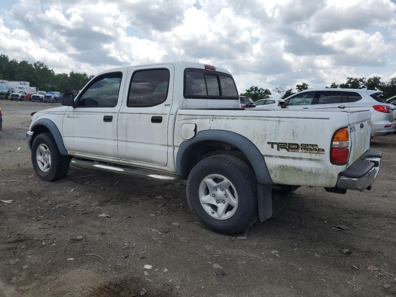 Lot #3310602285 2004 TOYOTA TACOMA DOU