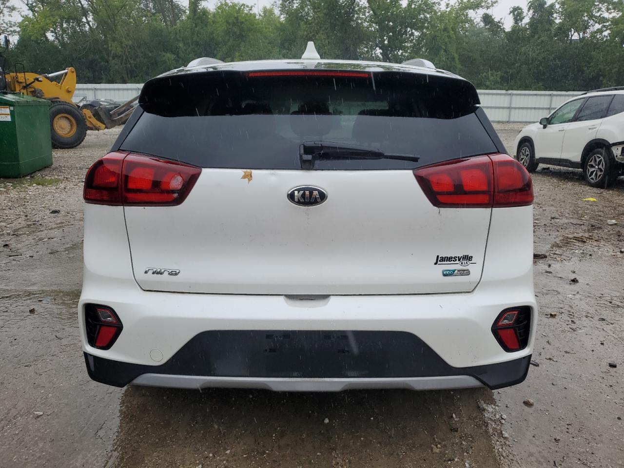KIA NIRO LX