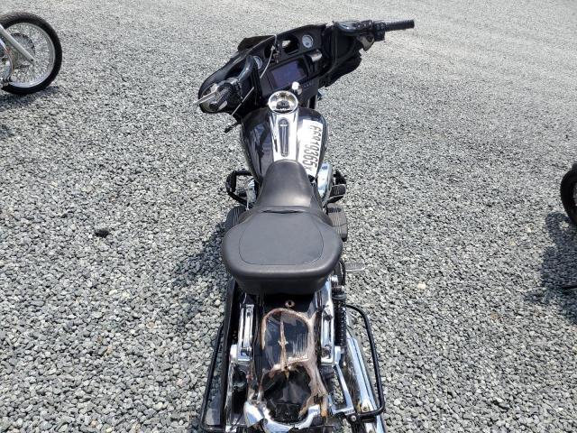 2022 HARLEY-DAVIDSON FLHX - 1HD1KBC12NB632927