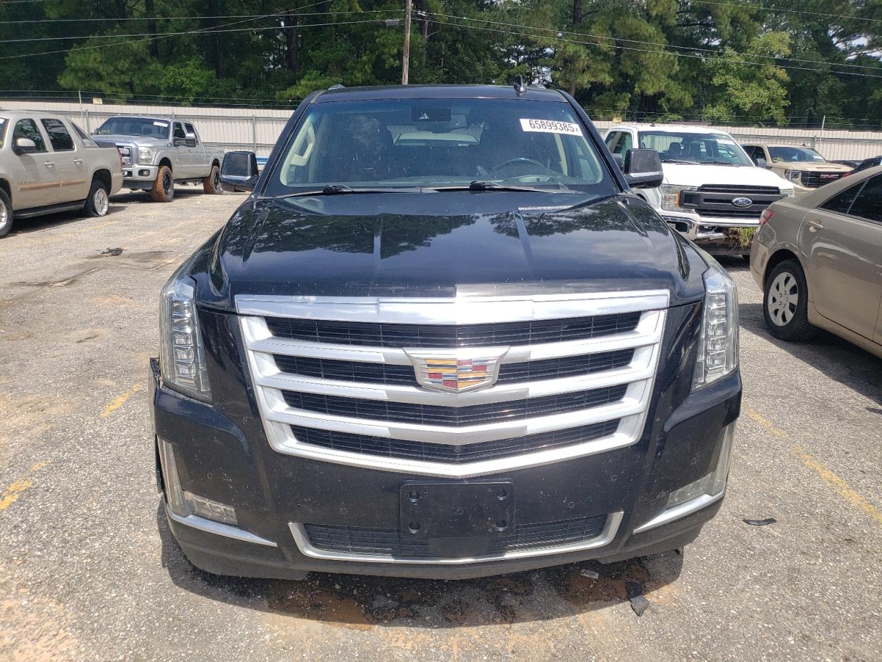 CADILLAC ESCALADE PREMIUM