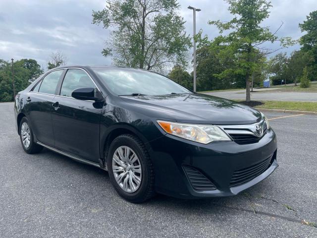 TOYOTA CAMRY BASE