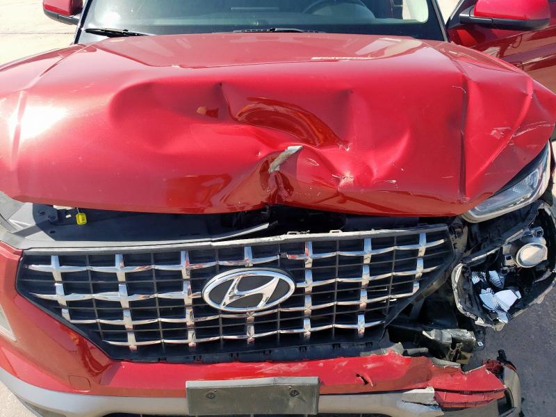 2021 HYUNDAI VENUE SEL KMHRC8A33MU071368