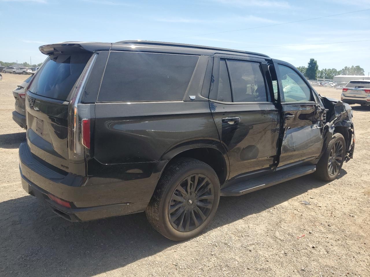 CADILLAC ESCALADE PREMIUM LUXURY