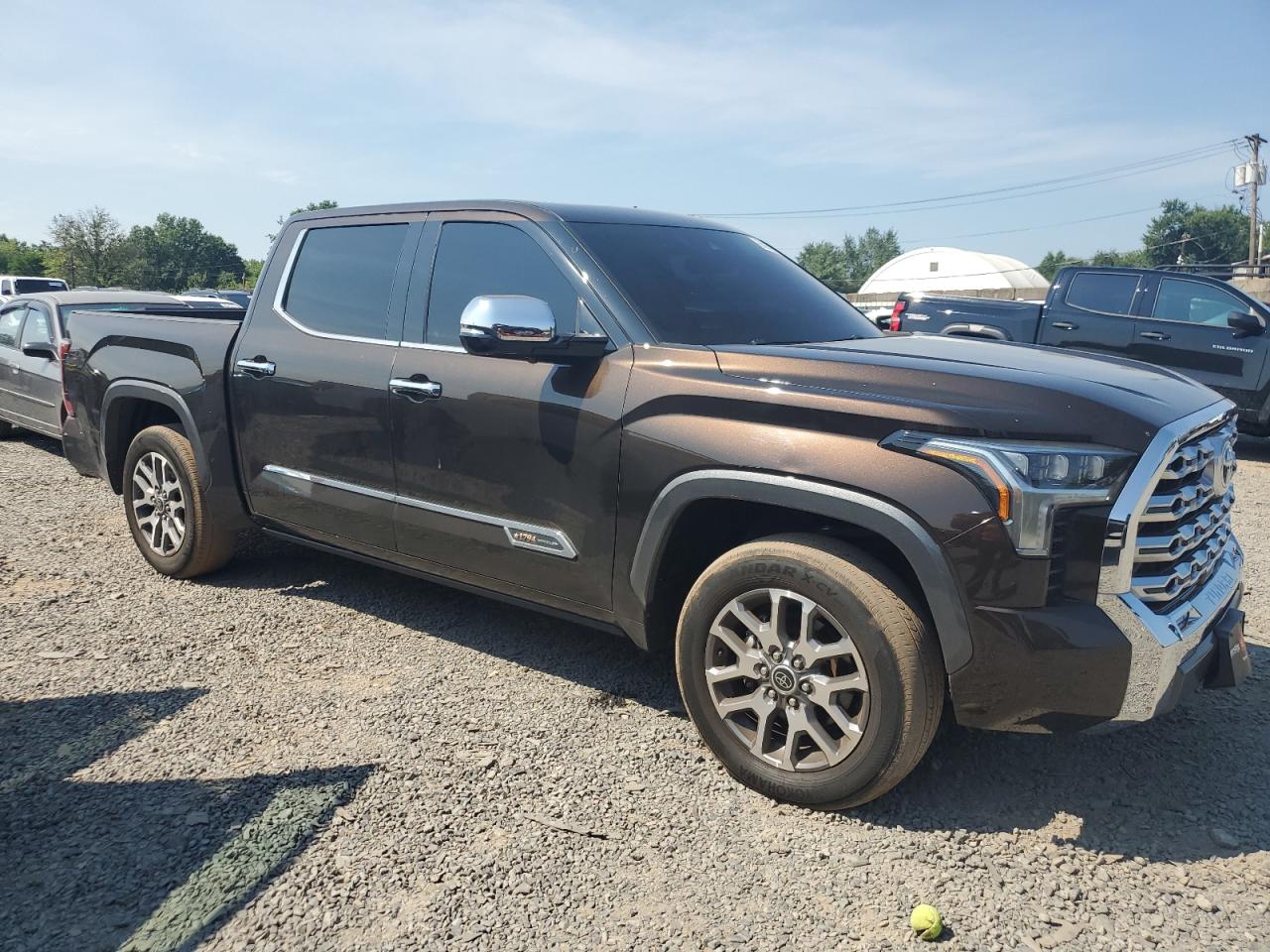 TOYOTA TUNDRA CREWMAX PLATINUM