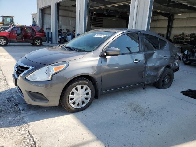 NISSAN VERSA S