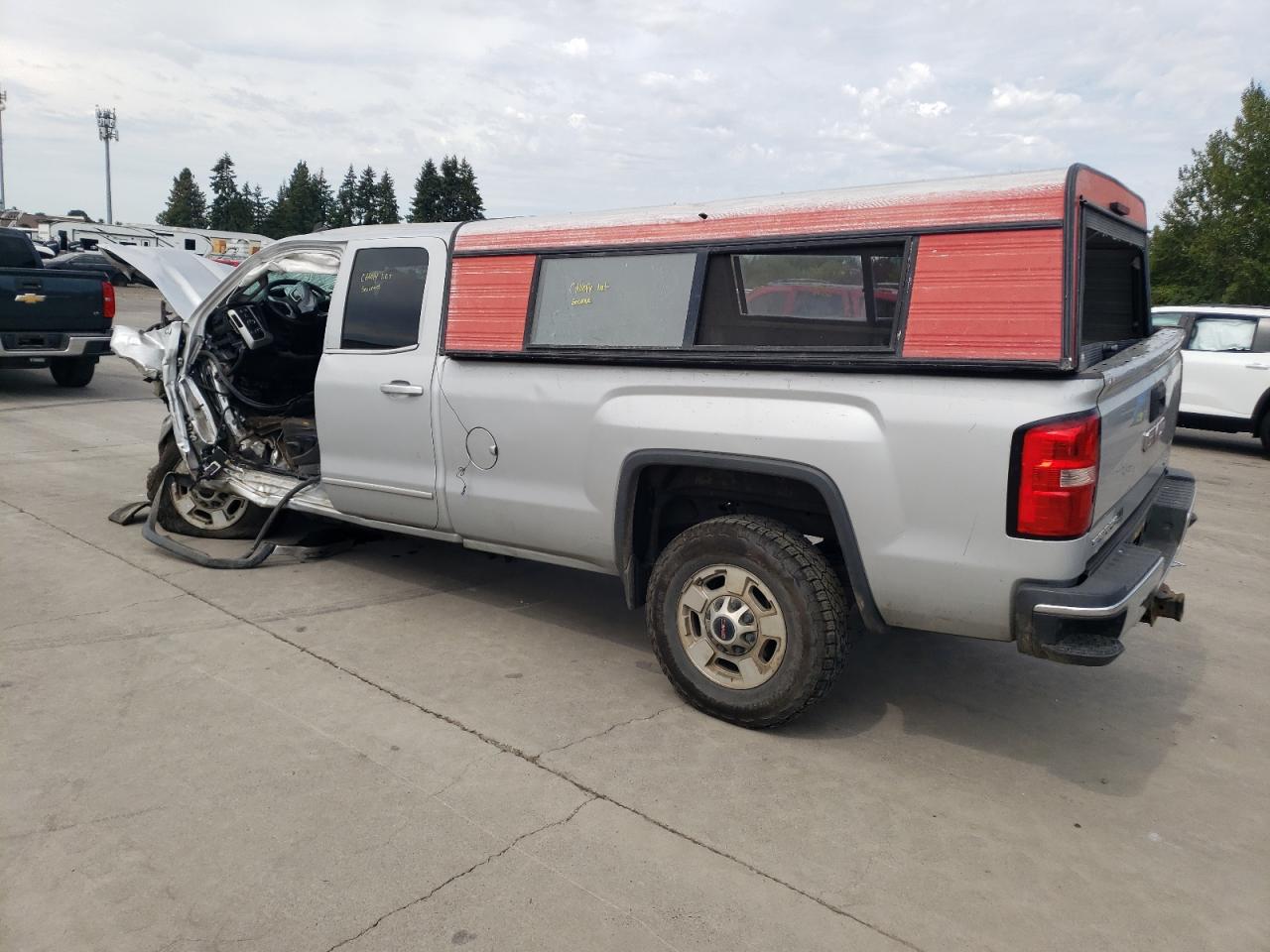GMC SIERRA K2500 SLE