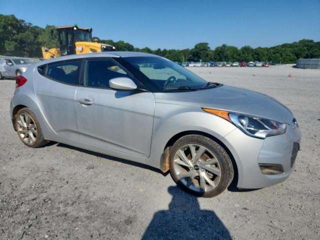 Vin: kmhtc6ad8gu263909, lot: 63827435, hyundai veloster 20164
