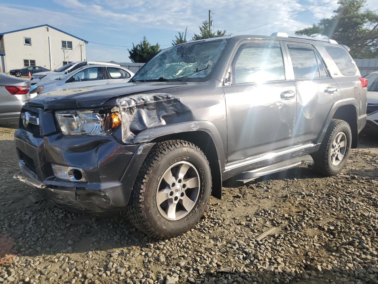 TOYOTA 4RUNNER SR5