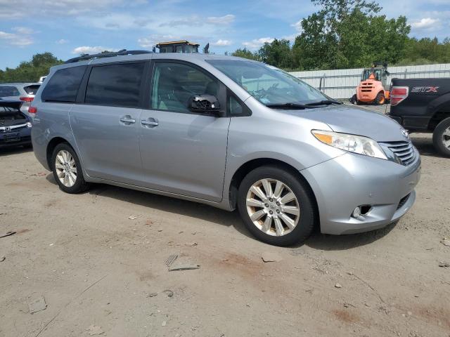 2011 TOYOTA SIENNA XLE - 5TDDK3DC1BS027662