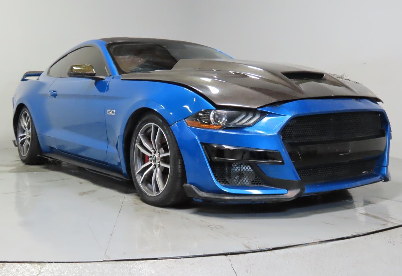 FORD MUSTANG GT