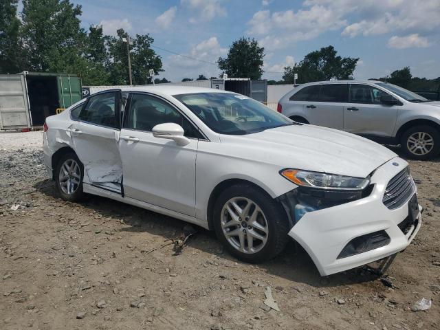 Vin: 1fa6p0hd5e5361785, lot: 62564355, ford fusion se 20144