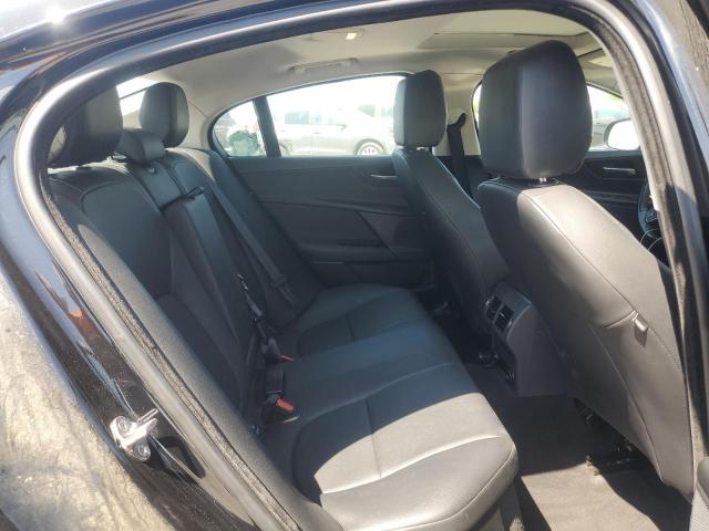 2017 JAGUAR XE PREMIUM SAJAD4BG2HA955075