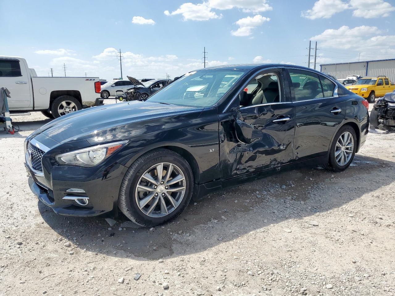 INFINITI Q50 BASE