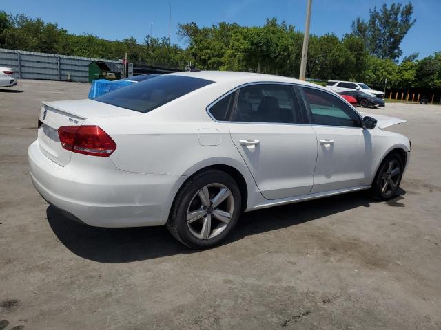 VOLKSWAGEN PASSAT SE 2013 white sedan 4d diesel 1VWBN7A38DC005640 photo #4