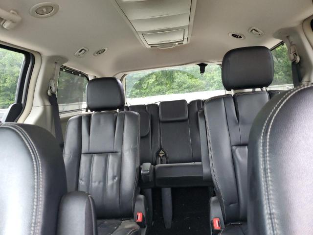 2015 CHRYSLER TOWN & COU 2C4RC1BG1FR726883