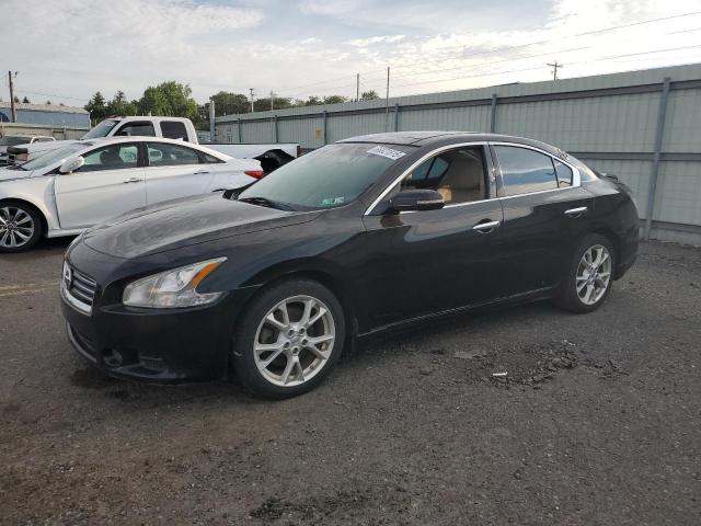 NISSAN MAXIMA S