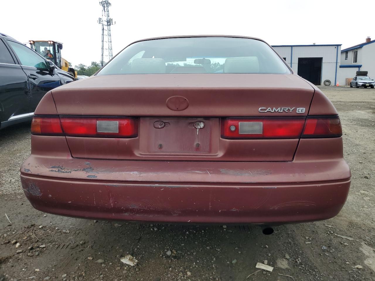 Lot #3270904417 1999 TOYOTA CAMRY CE