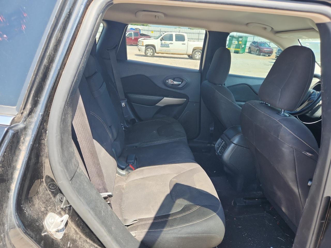 JEEP GRAND CHEROKEE LATITUDE