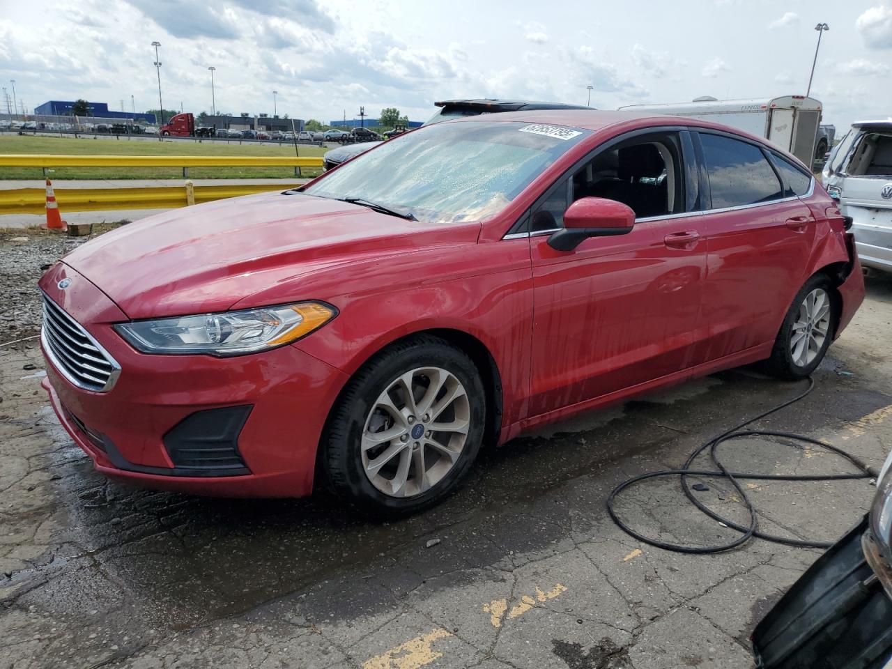 FORD FUSION SE