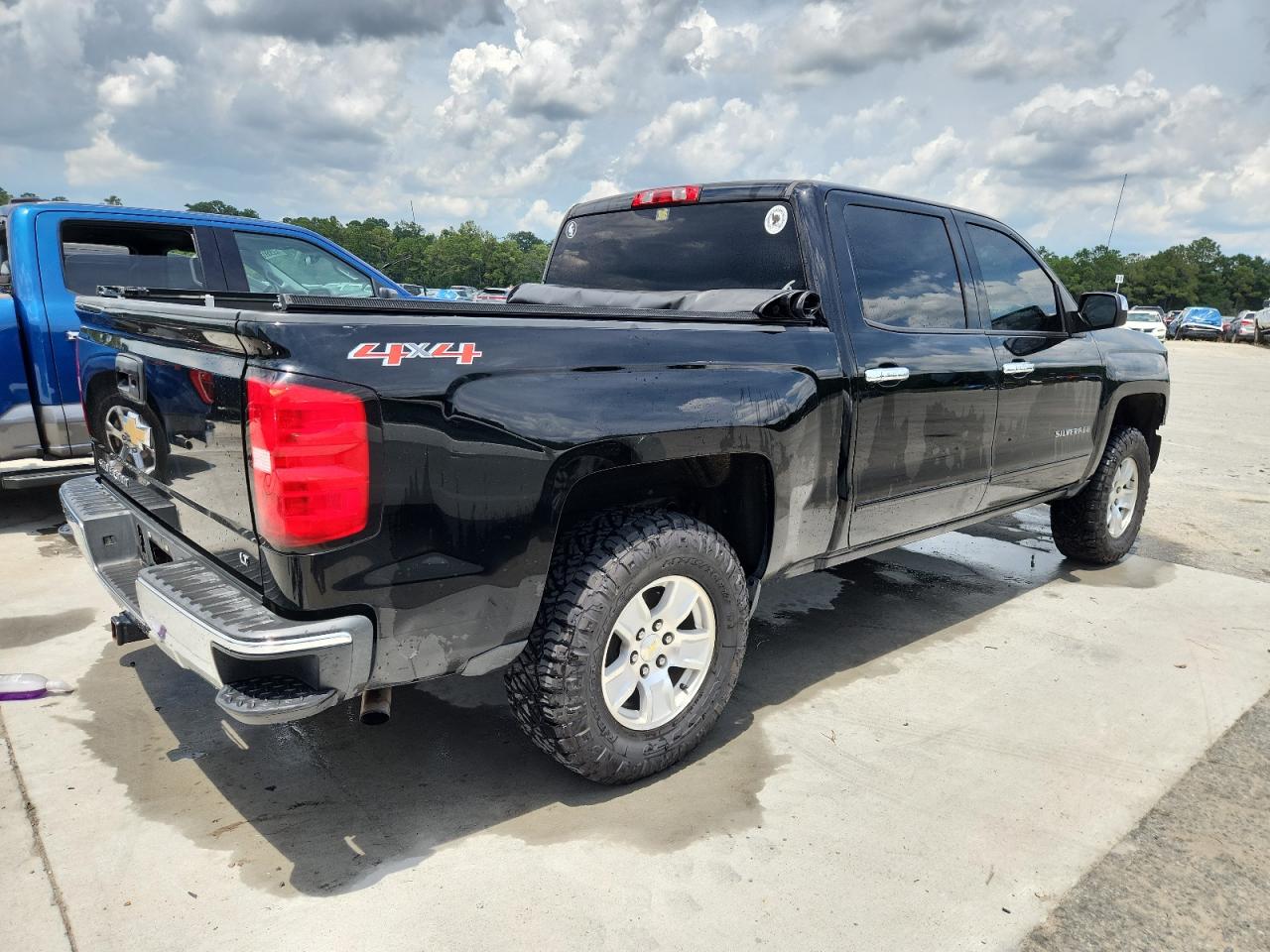CHEVROLET SILVERADO K1500 LT