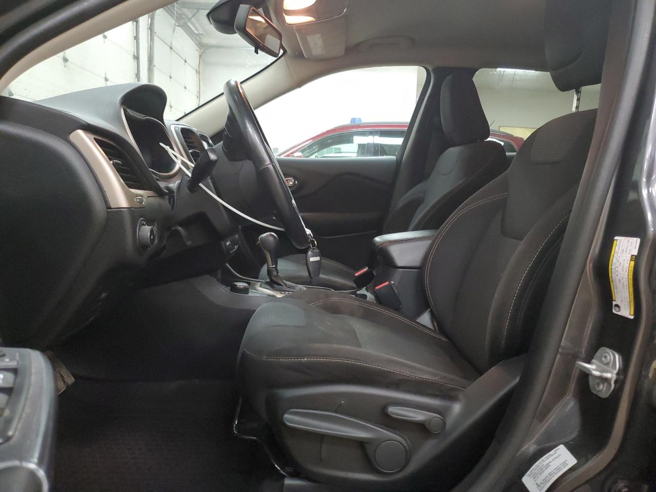 JEEP GRAND CHEROKEE LATITUDE