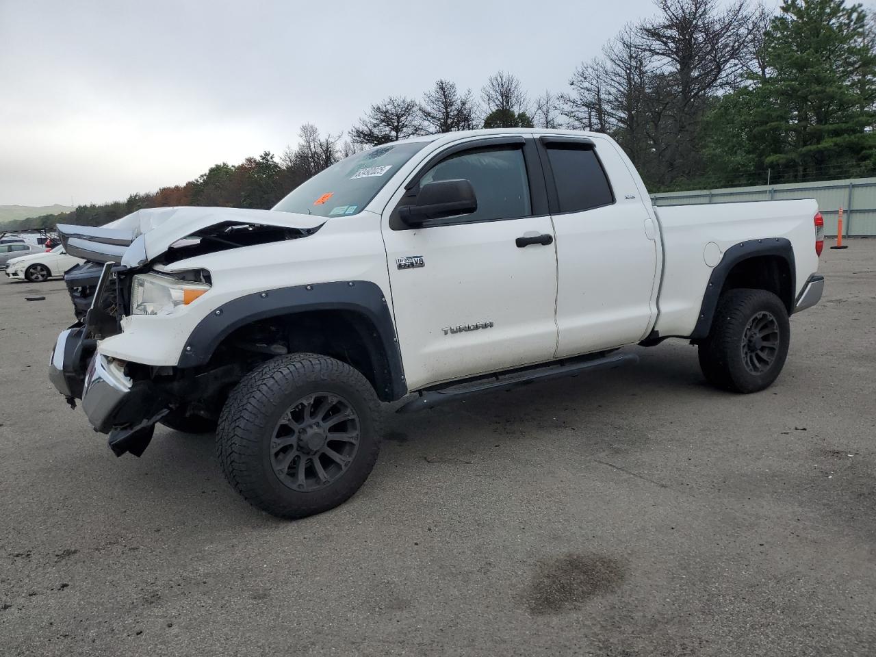 TOYOTA TUNDRA DOUBLE CAB SR