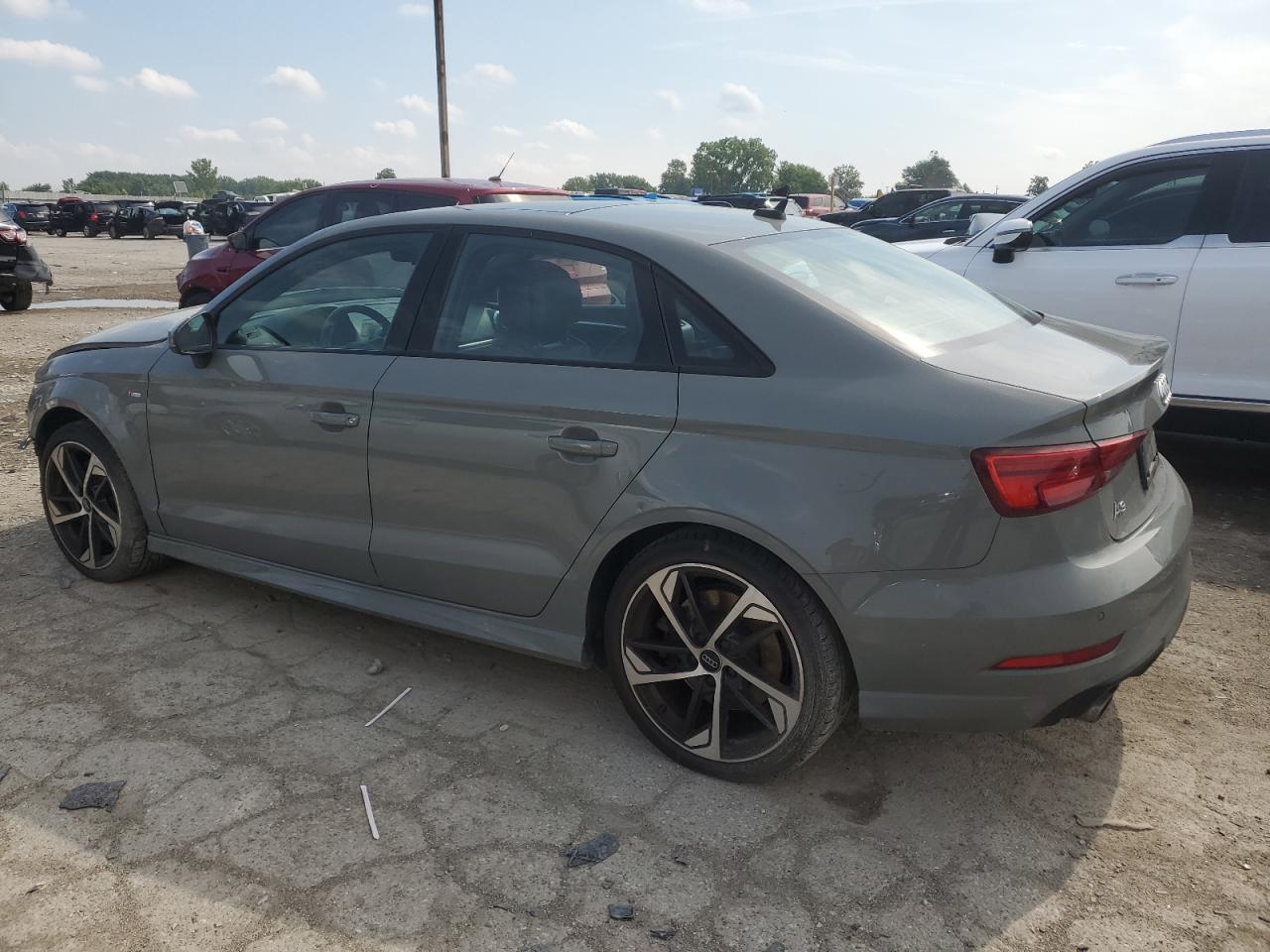 AUDI A3 S-LINE PREMIUM