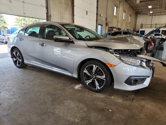 2017 HONDA CIVIC TOUR 19XFC1F96HE000584