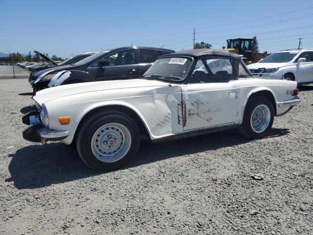 TRIUMPH CAR TR6